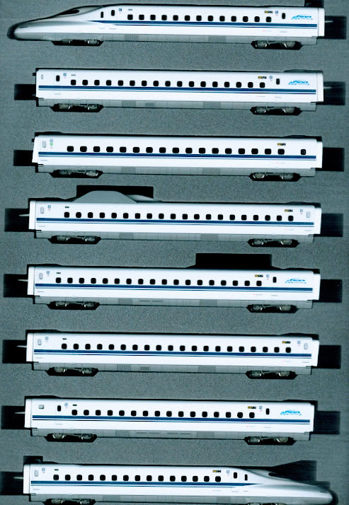 Kato 10-1817 N700 2000 Shinkansen Bullet Train 8-Car Base Set (N)