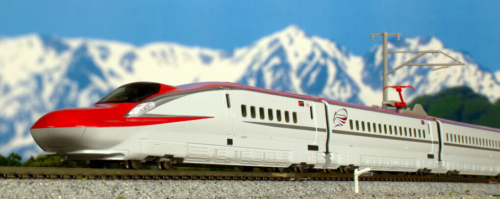 Kato 10-1567 Series E6 Shinkansen Bullet Train 