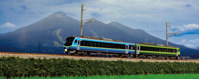 Satono   (Kato 10-1918	HB-E300 SERIES "SATONO")