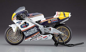 Hasegawa 1/12 Honda NSR500 “1989 WGP500 CHAMPION” Plastic Model