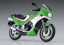 Hasegawa 1:12 MOTORBIKE SERIES Kawasaki KR250 (KR250A) Plastic Model