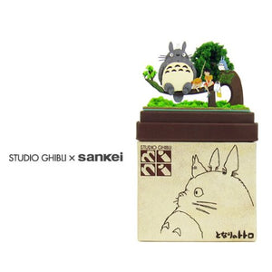 Sankei MP07-05 Studio Ghibli Totoro and Satsuki Mei Paper Craft