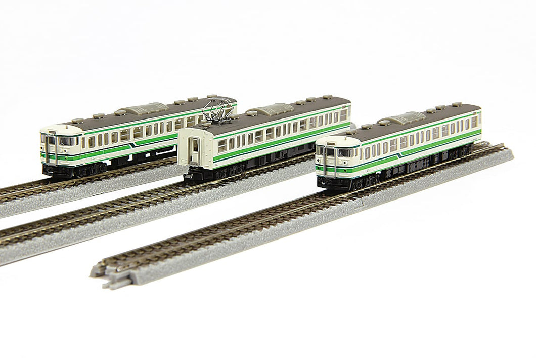 Rokuhan T011-4  115 Series 1000th Niigata Color 3-car Z Scale