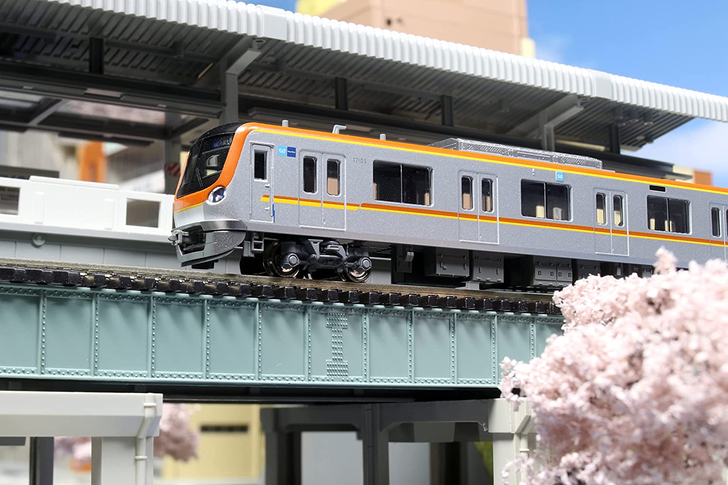 Kato 10-1758 Tokyo Metro Yurakucho/Fukutoshin 17000 6-Car Basic 